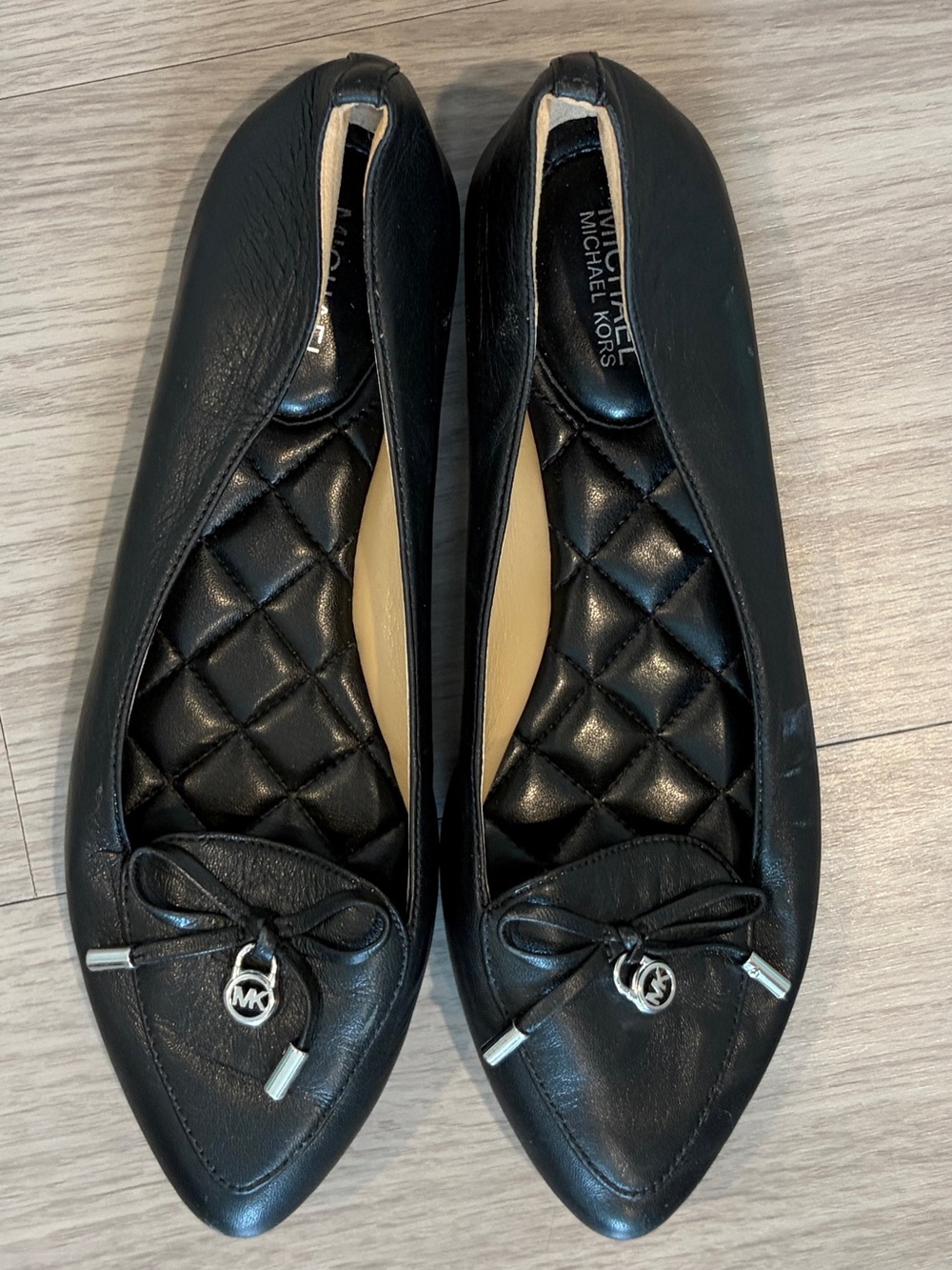 Michael Kors Black Leather Bow Ballet Flats Size 6
